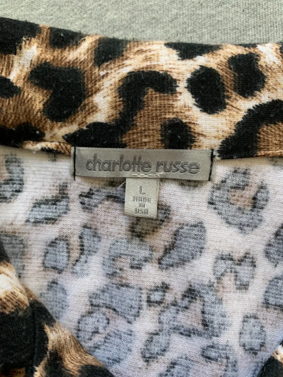Charlotte Russe Single Button Leopard Print Blazer - Size L image indicator(3)