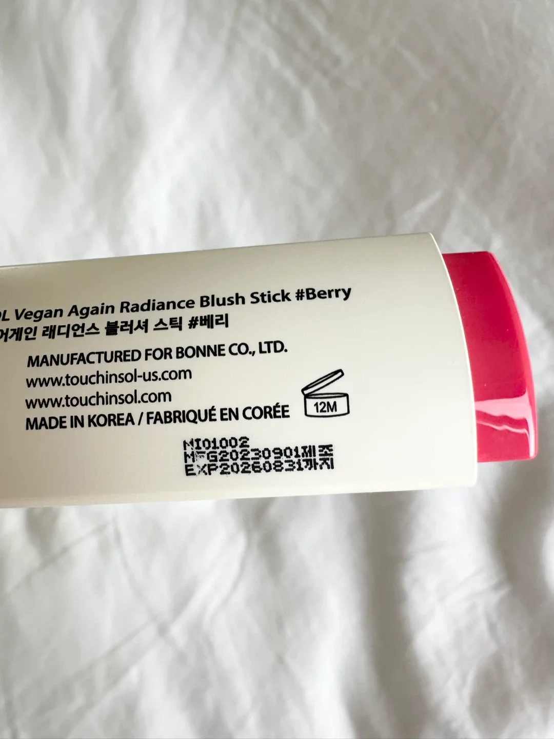 Touch in SOL Korean Radiance Blush Stick in Berry image indicator(3)