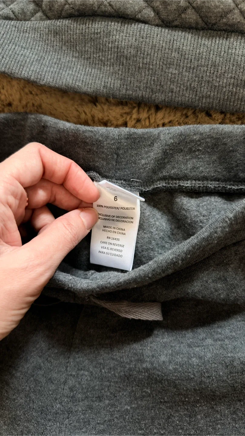 New, Never Worn Spiderman Kids' Outfit - Size 6 image indicator(3)