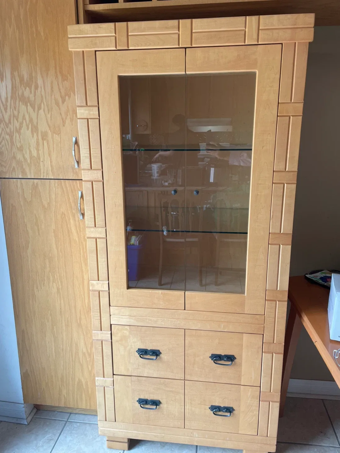 Selling Solid Wood China Cabinet image indicator(2)