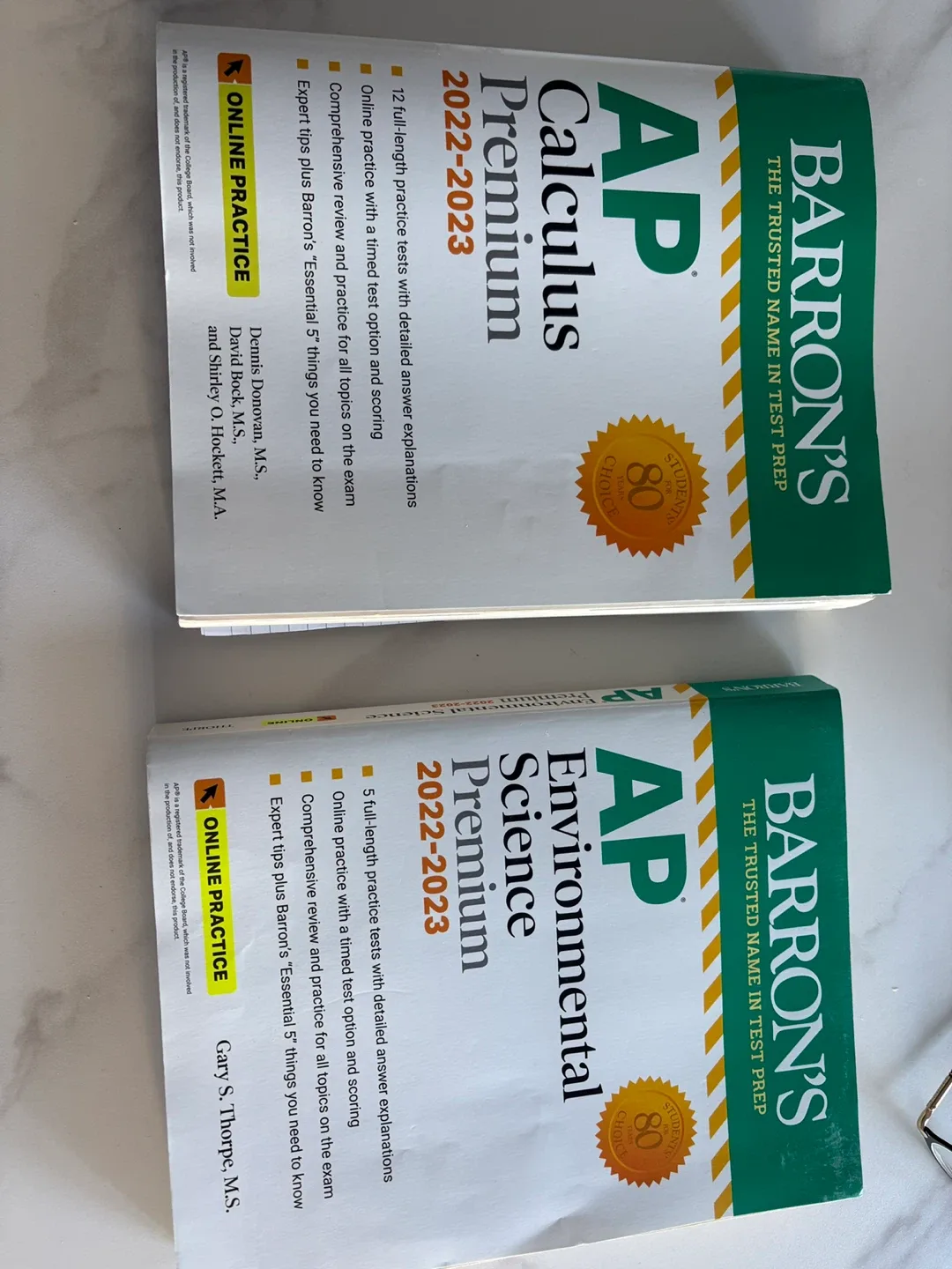 Barron's AP Calculus & Environmental Science Premium 2022-2023