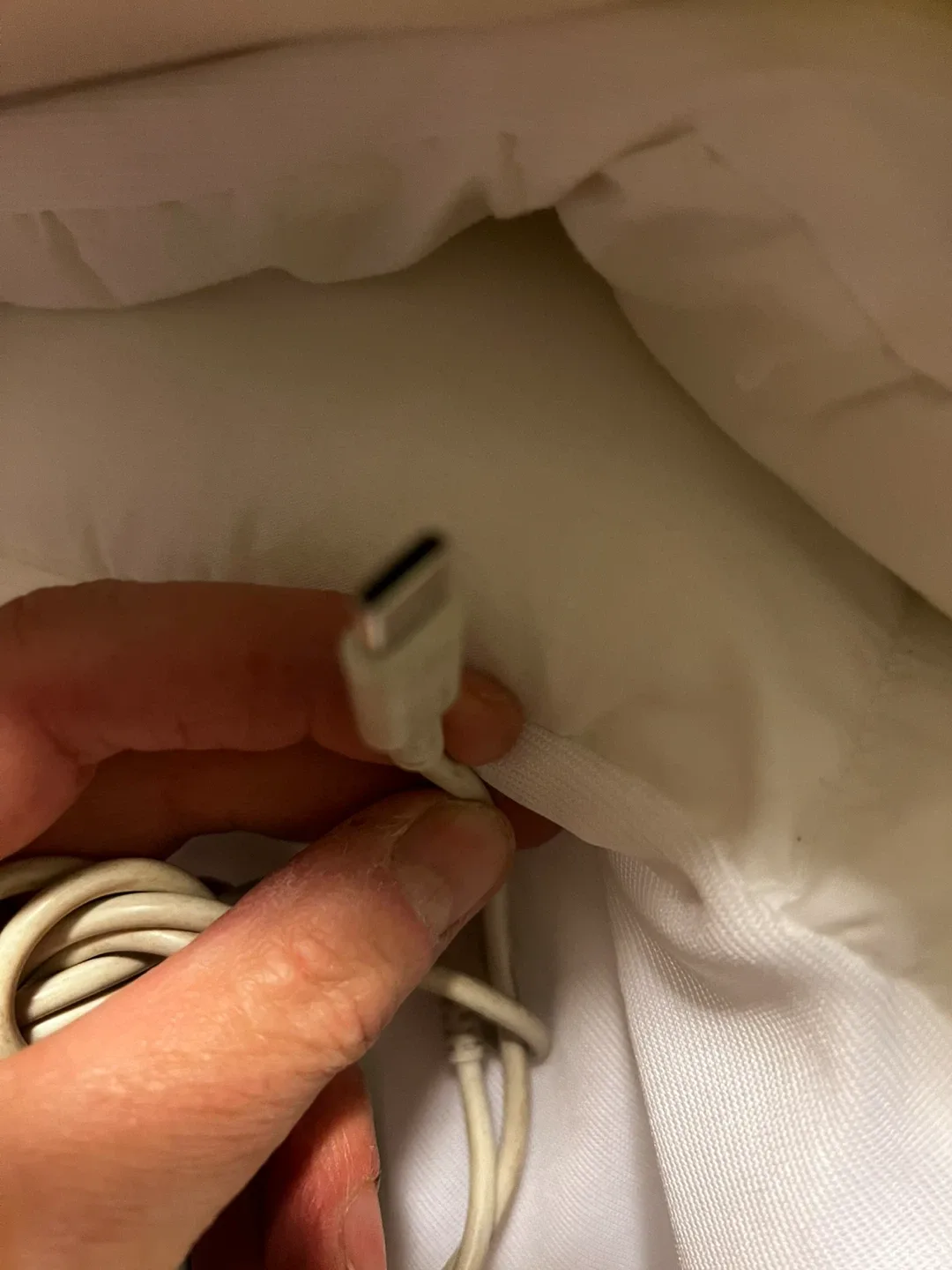 USB-C Charging Cable image indicator(3)