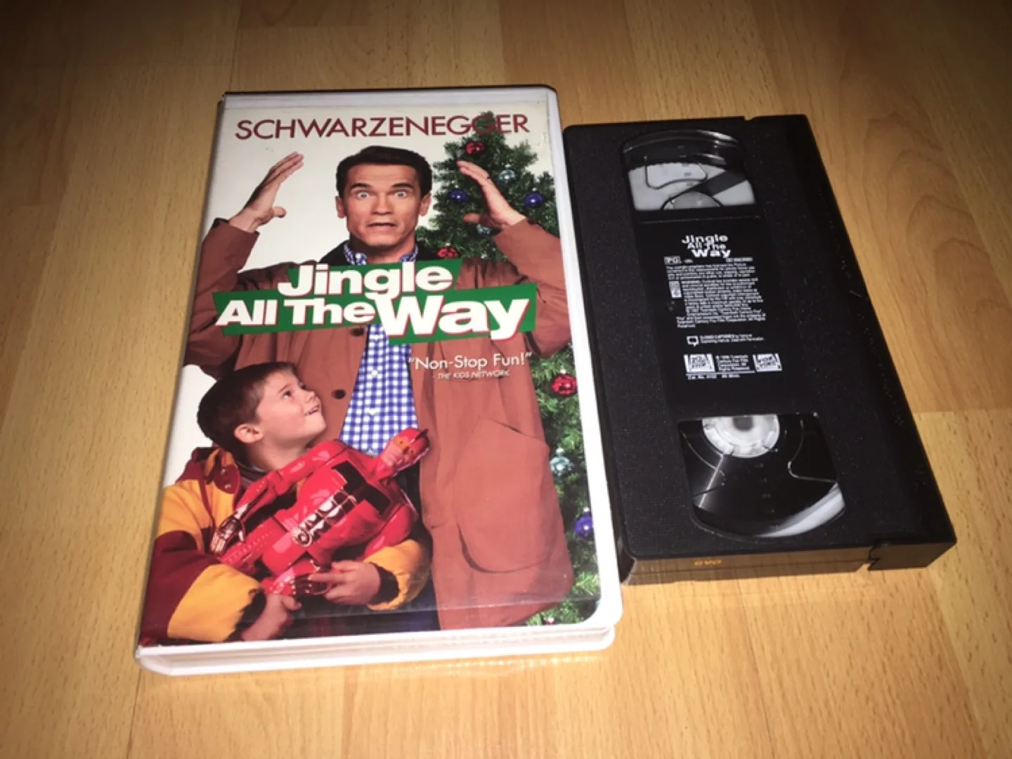 ($5 each) Arnold Schwarzenegger VHS Tapes image indicator(5)