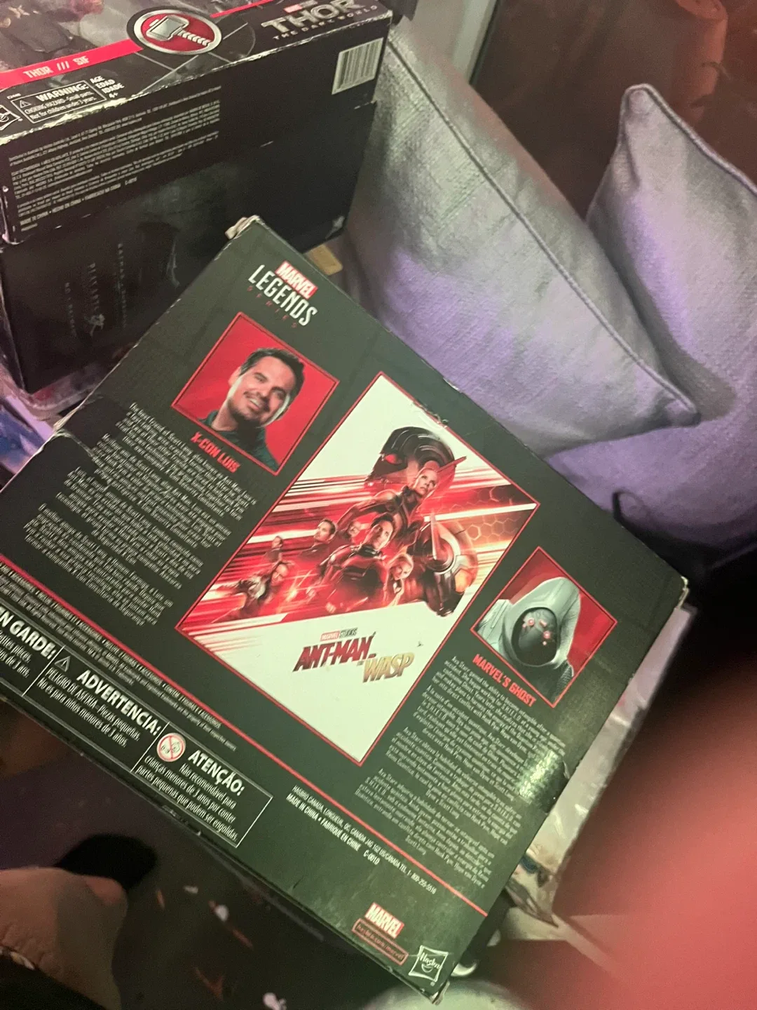 Marvel Legends Ant-Man and The Wasp Action Figures image indicator(2)