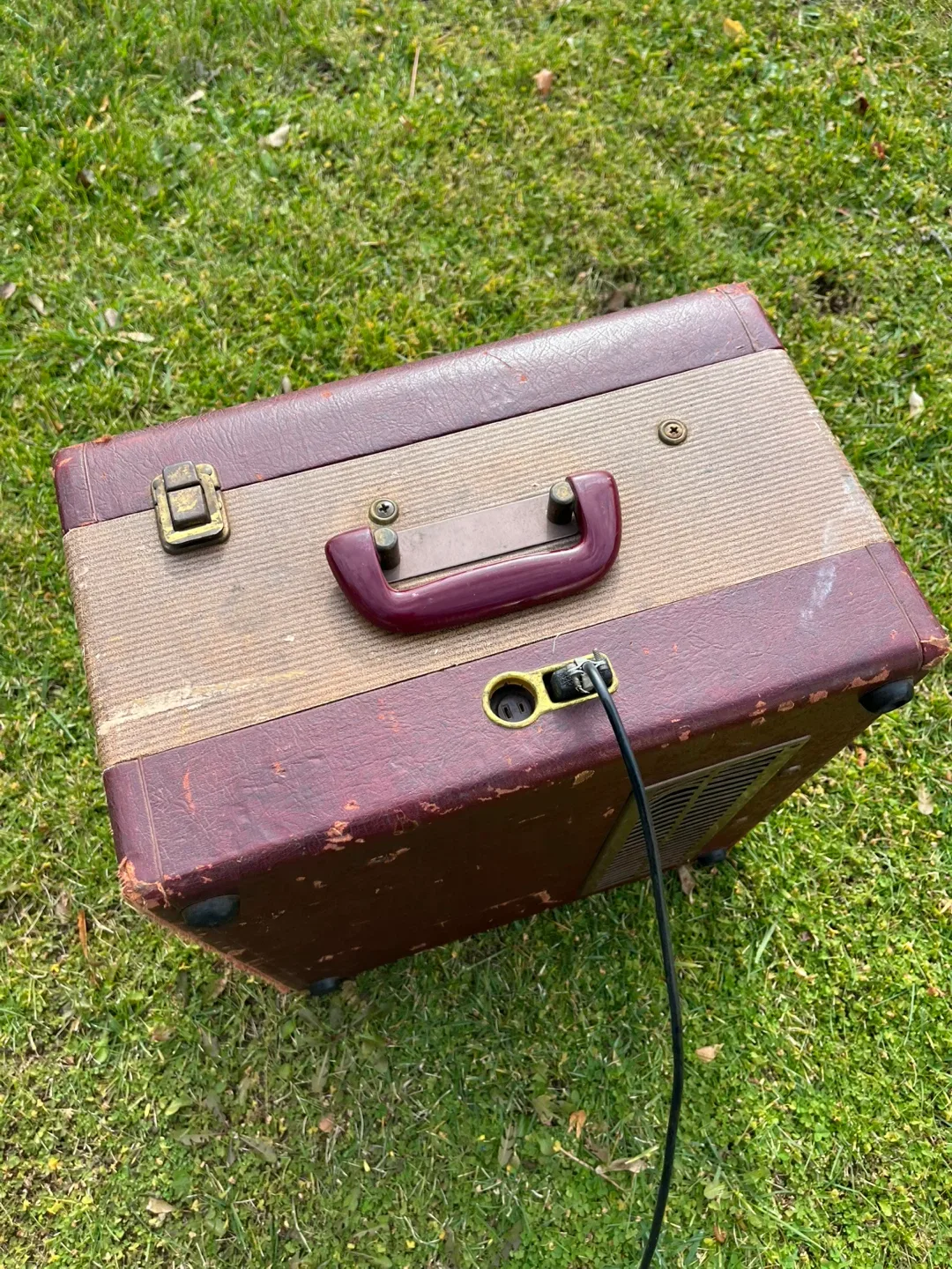 Chicago. / Webster.   Vintage. Model. 201-B. image indicator(3)