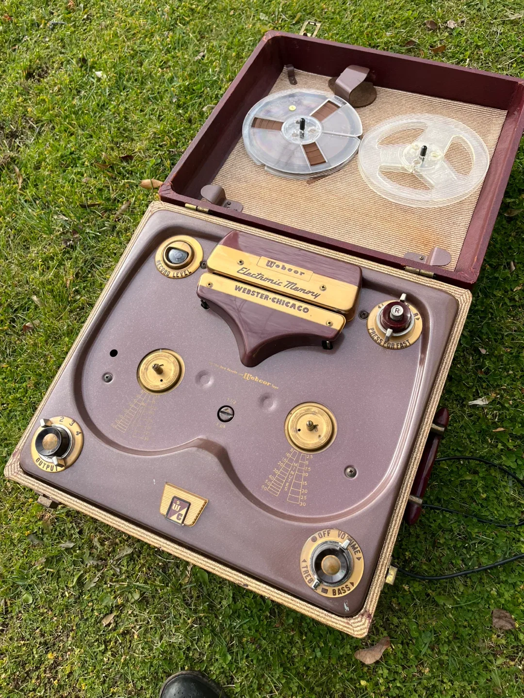 Chicago. / Webster.   Vintage. Model. 201-B.