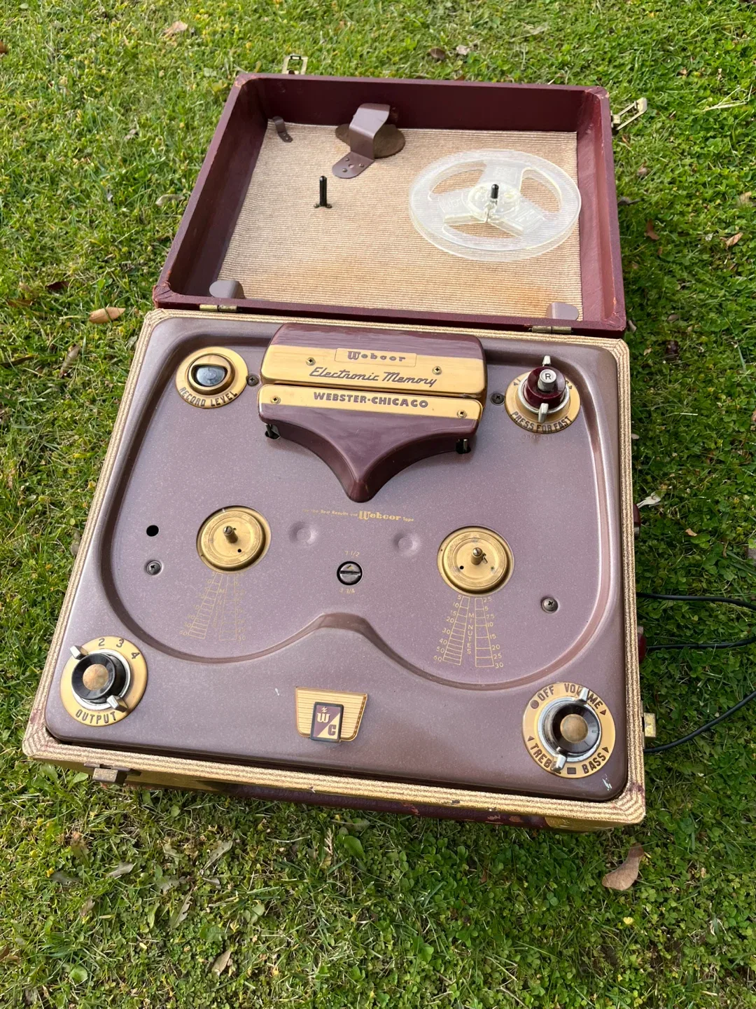 Chicago. / Webster.   Vintage. Model. 201-B. image indicator(5)