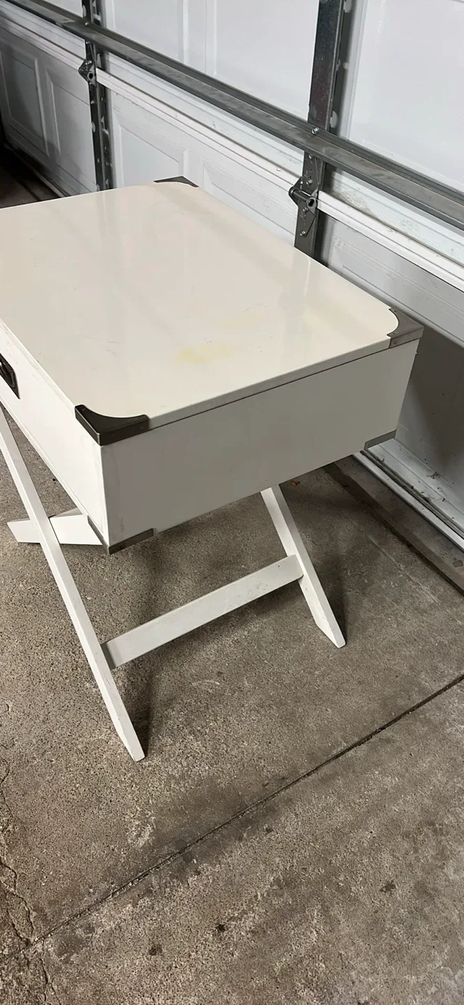 White End Table with Drawer image indicator(3)