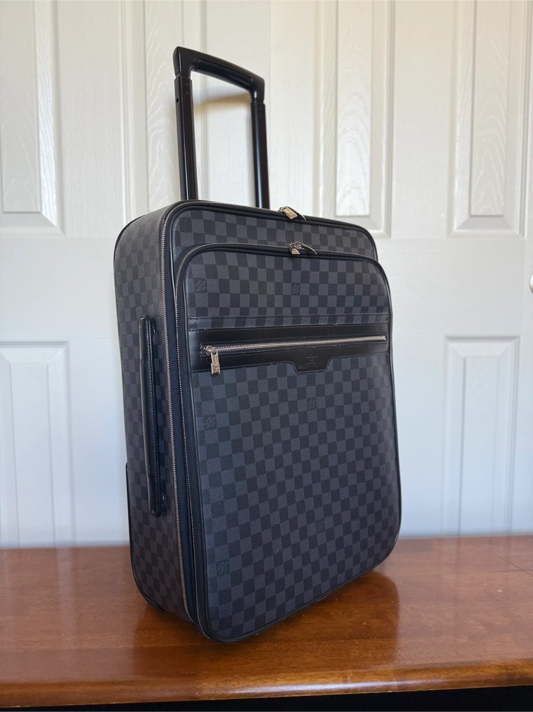 Louis Vuitton Damier Graphite Pegasus 55 Business