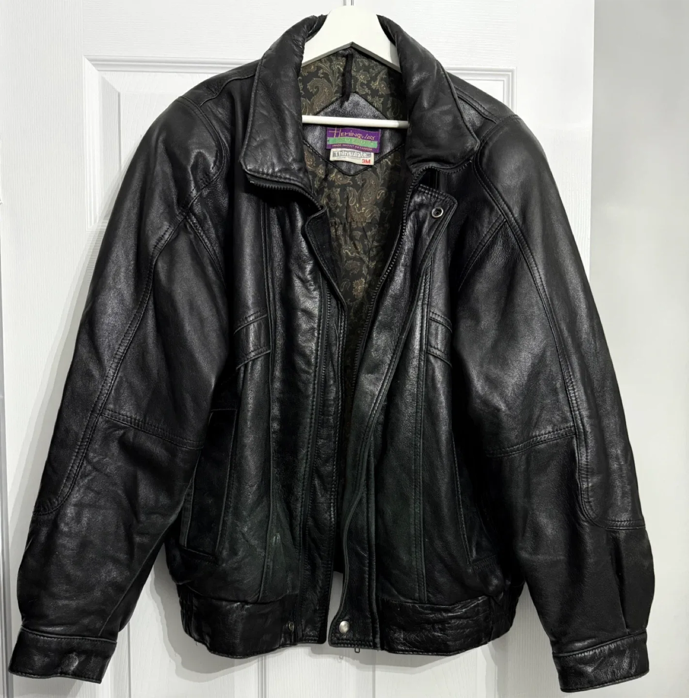 Hemingway Black Leather Jacket image indicator(2)