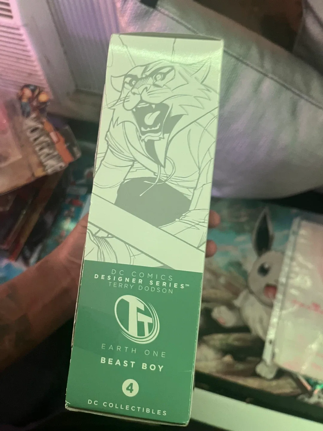 DC Comics Designer Series Earth One Beast Boy Action Figure image indicator(2)