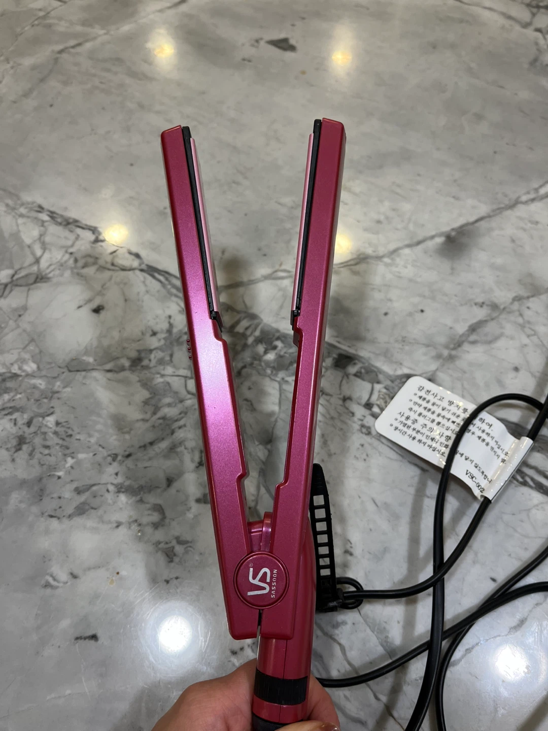 Vidal Sassoon Hair Straightener - photo 2