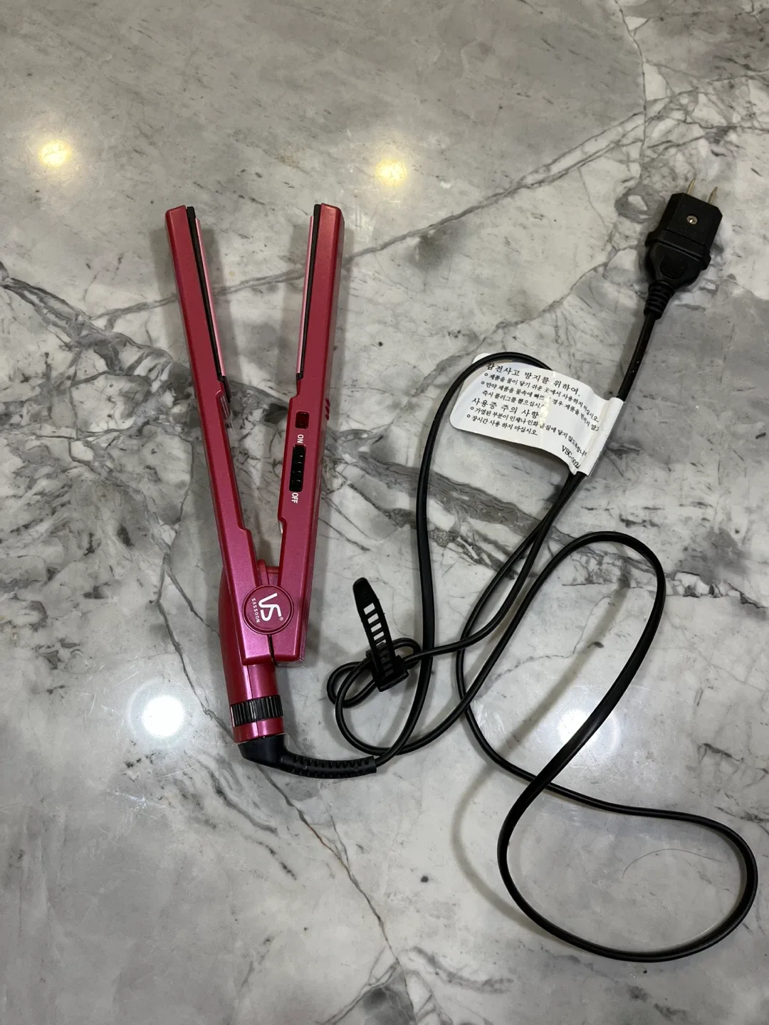 Vidal Sassoon Hair Straightener