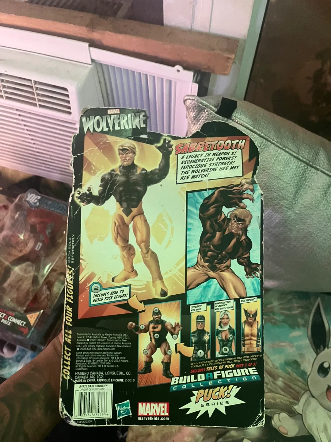 Marvel Legends Sabretooth Action Figure image indicator(5)