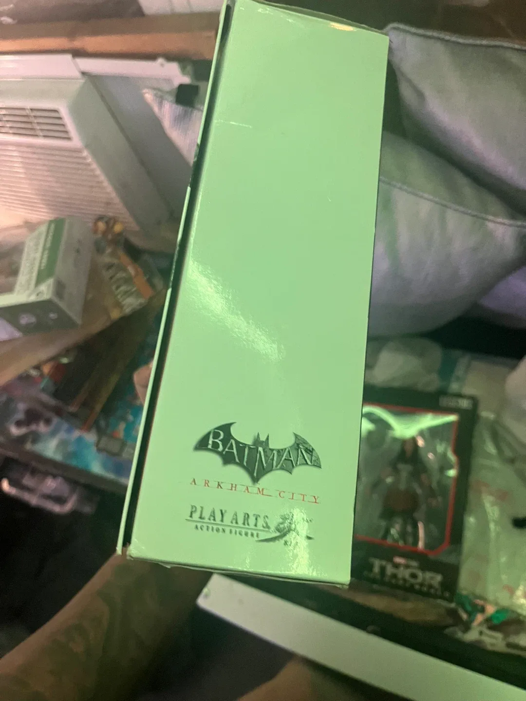 Batman Arkham City Play Arts Kai Catwoman Action Figure image indicator(4)