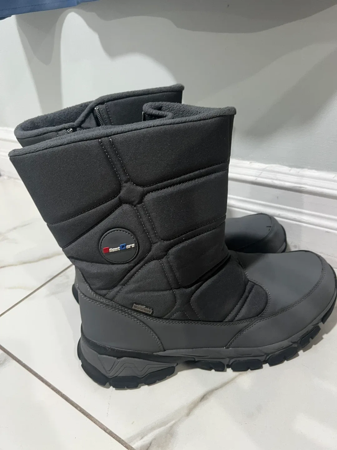 SilentCare Winter Boots - US Size 11 image indicator(3)