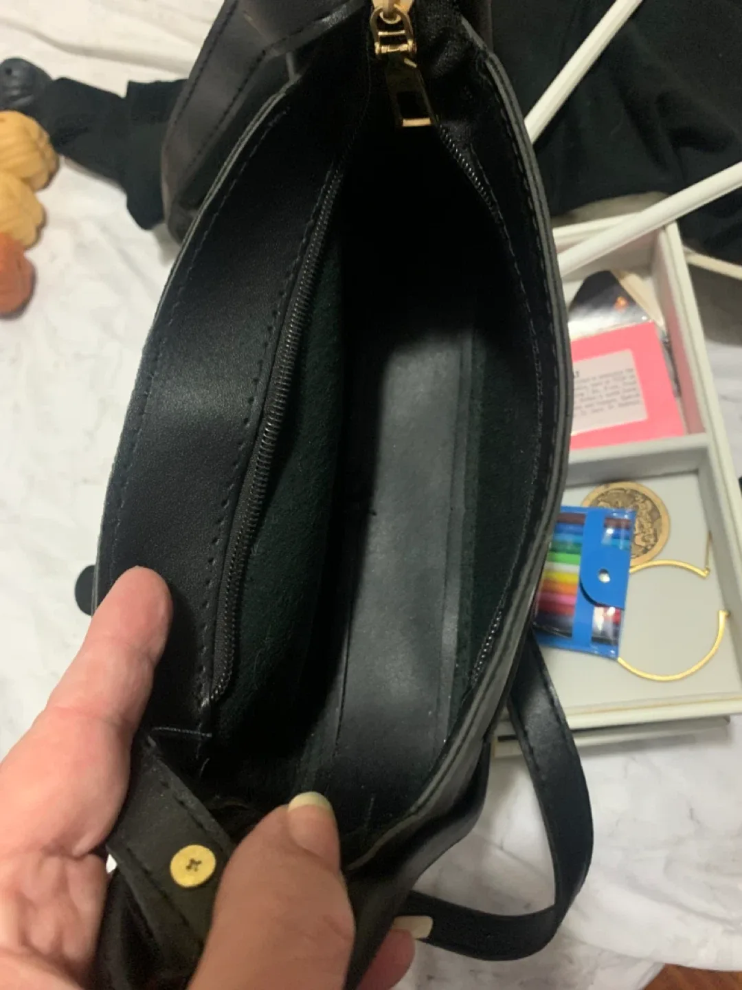 Kuromi Black Shoulder Bag image indicator(4)