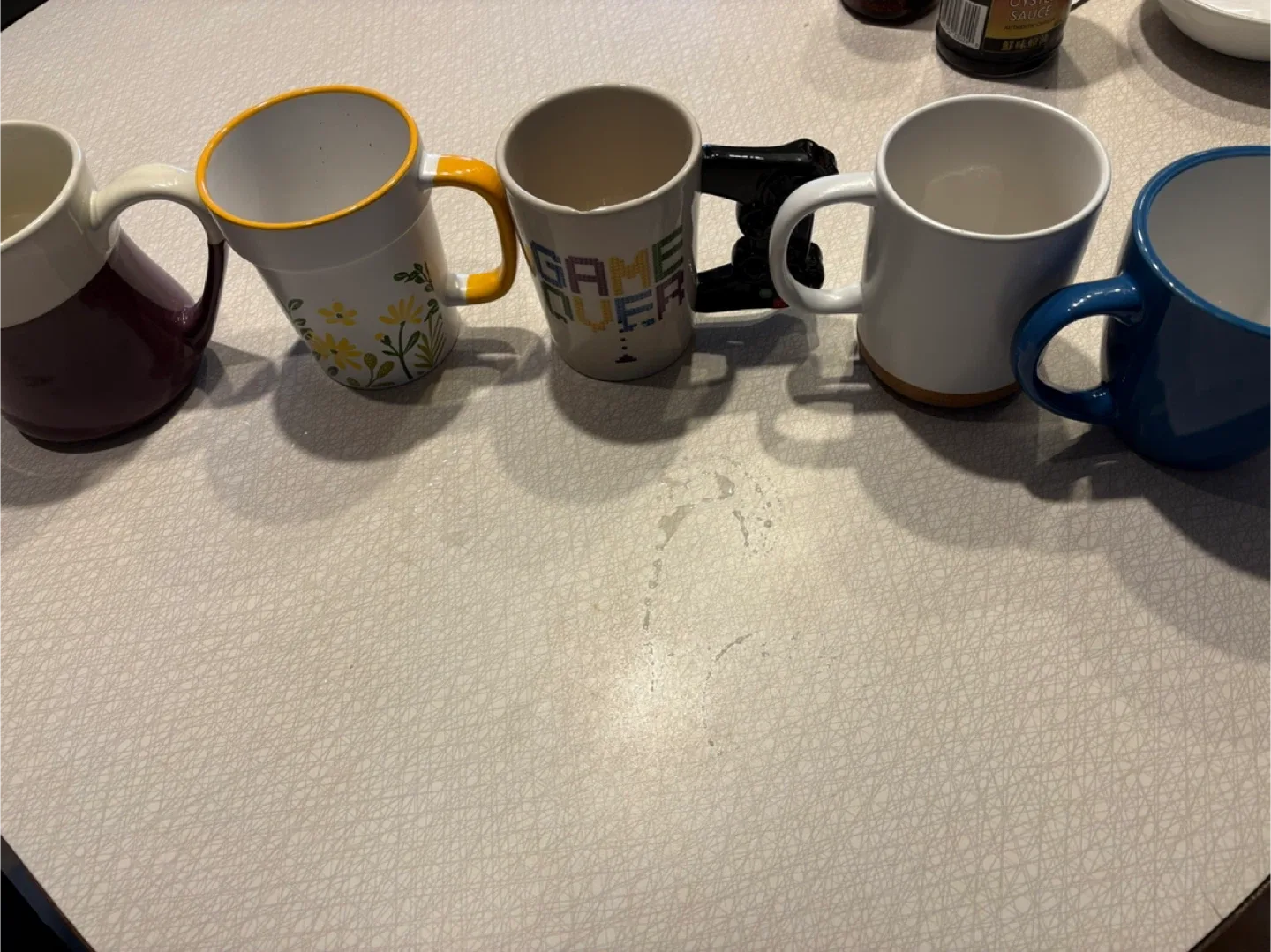 Assorted Mugs and Glasses image indicator(4)
