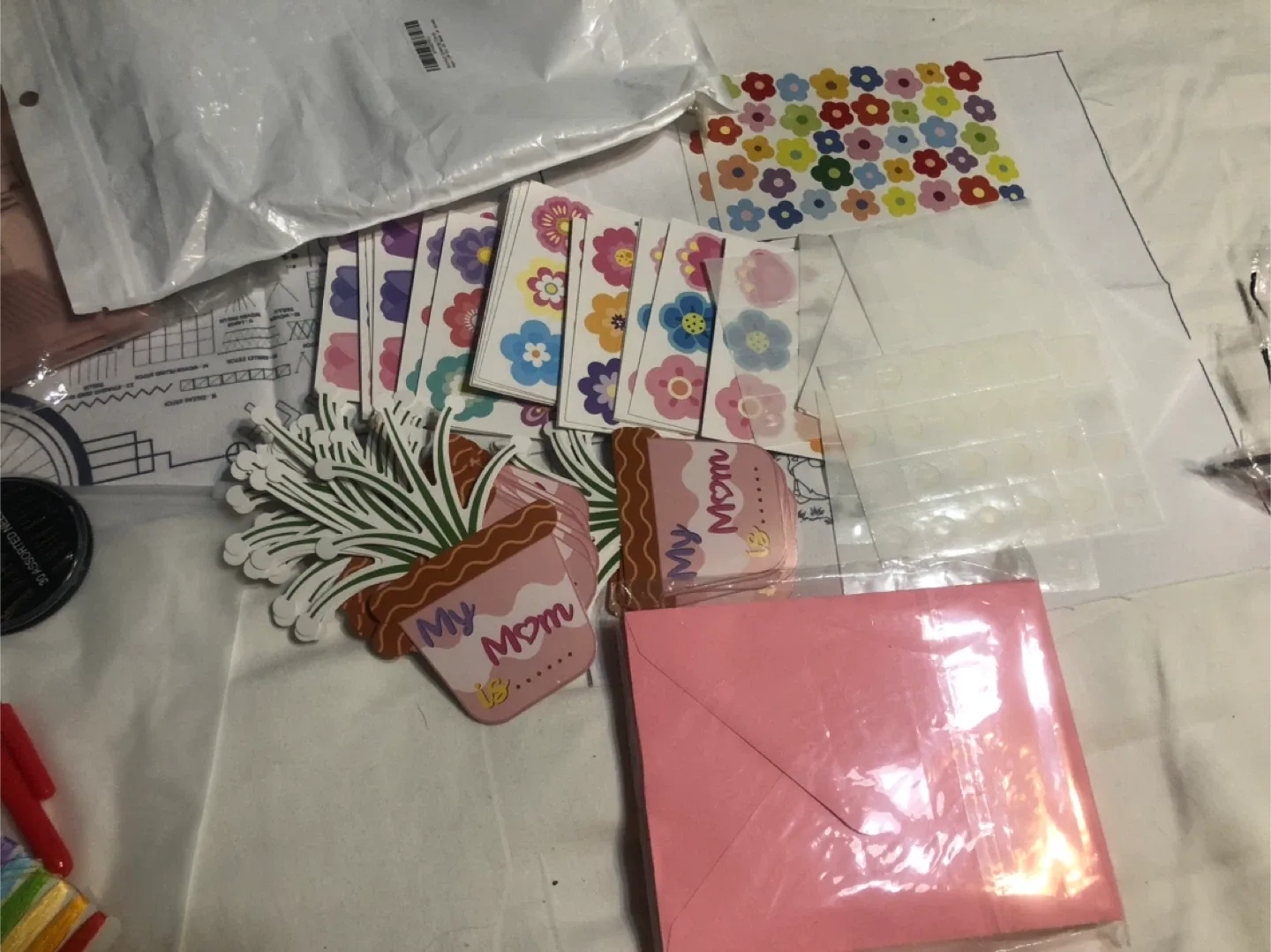 NEW ,Craft Supplies Bundle: Stickers, Cards & More! image indicator(4)