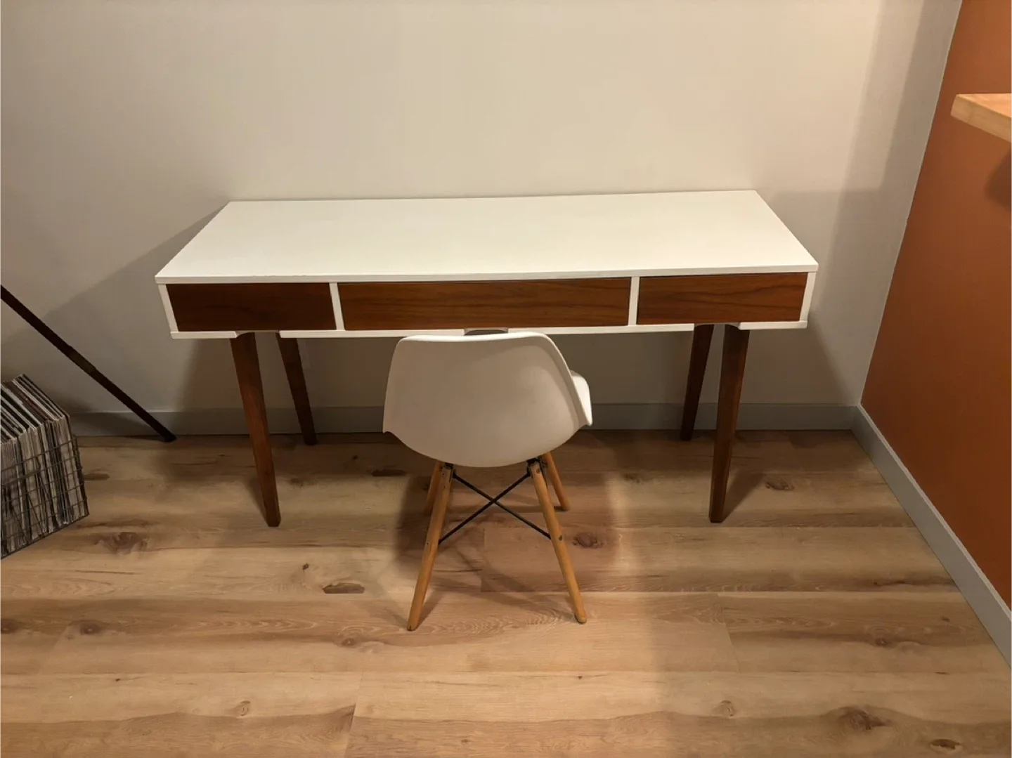 Mid-Century Modern White & Wood Desk image indicator(2)