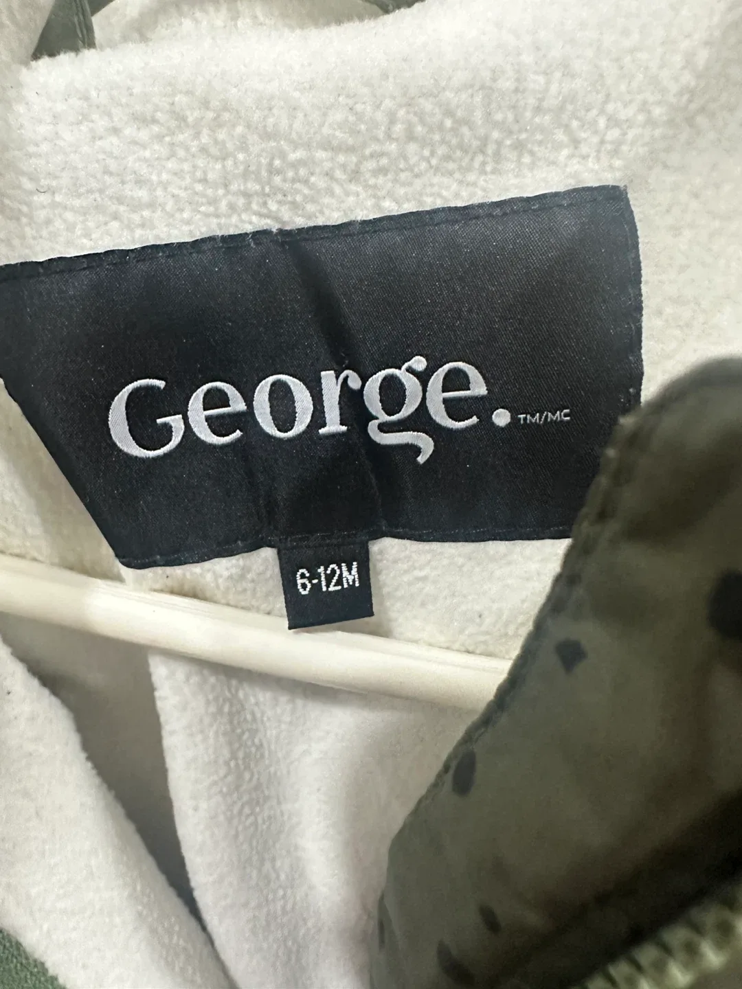 George Baby Snowsuit - 6-12M image indicator(2)