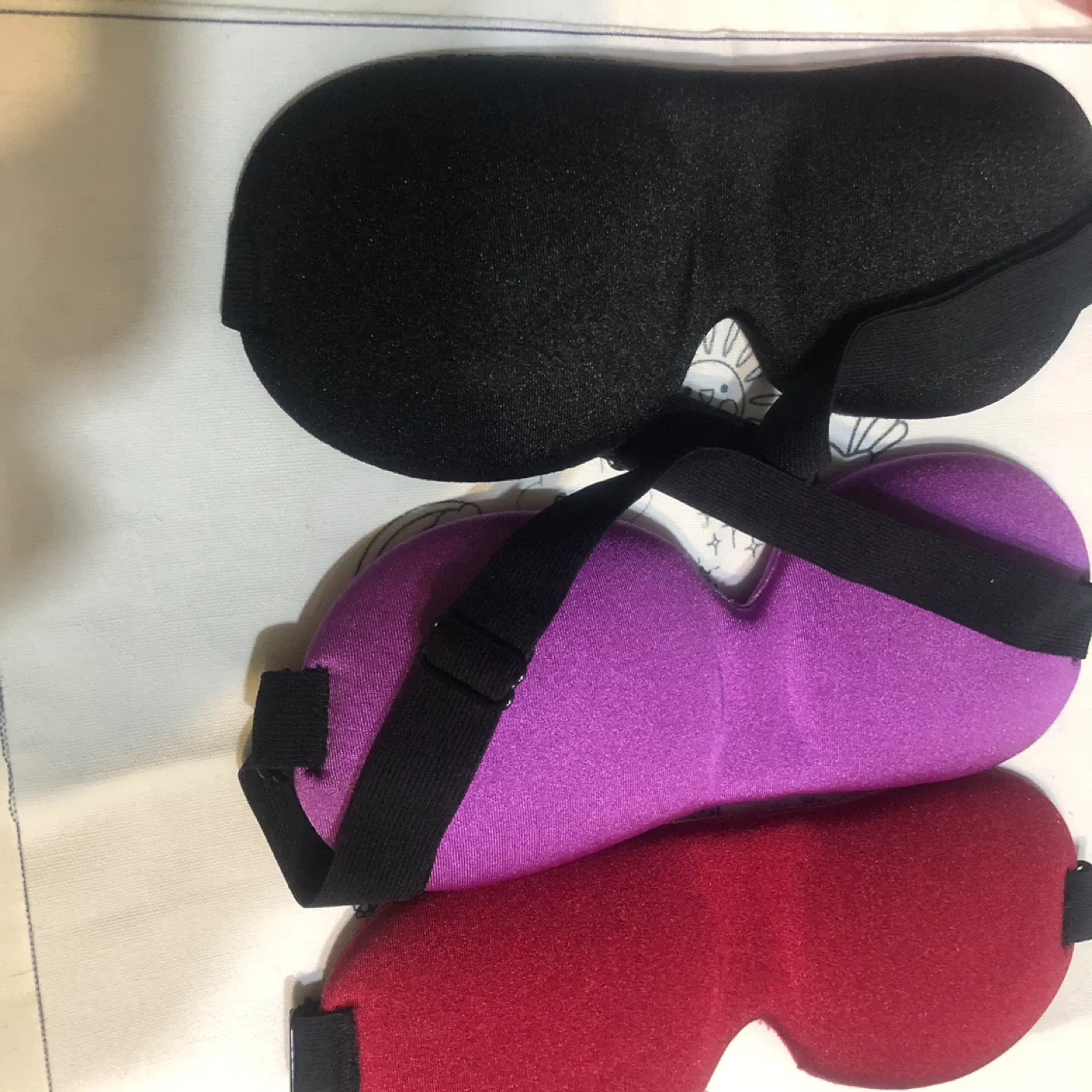 NEW-3D Sleep Eye Masks - Black, Purple, Red image indicator(2)