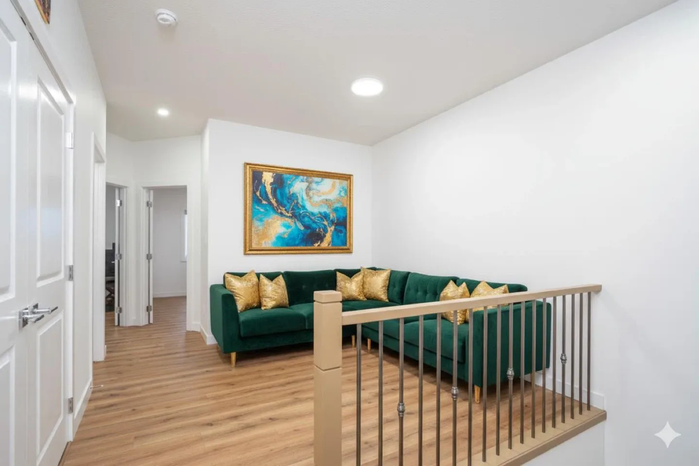 Detached house with legal suite for rental/airbnb side income image indicator(6)