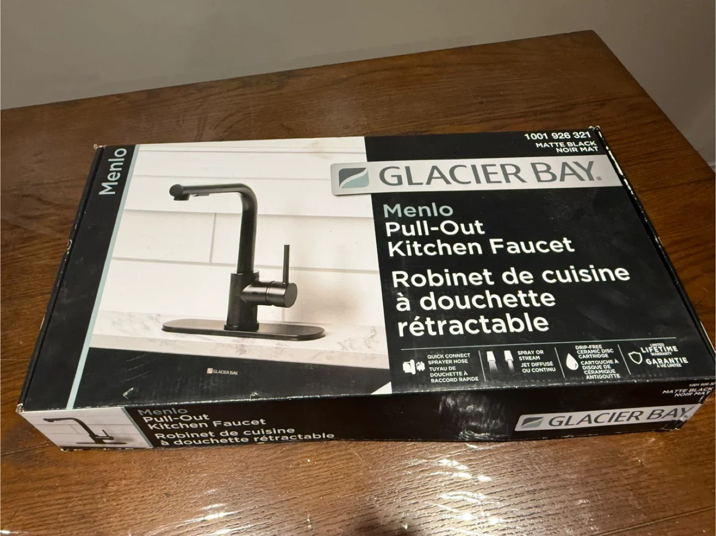 Glacier Bay Menlo Pull-Out Kitchen Faucet - Matte Black
