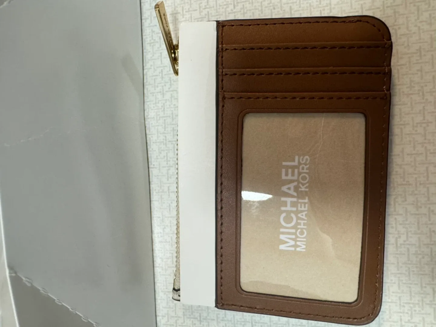 New Michael Kors Jet Set Travel Card Case image indicator(3)