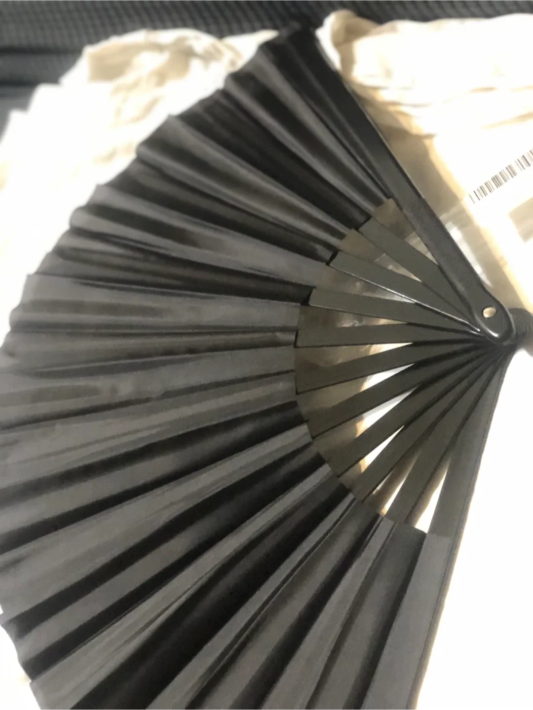 Black Folding Hand Fan-LARGE image indicator(5)