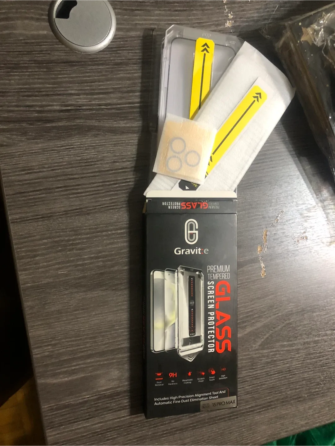 Gravite Premium Tempered Glass Screen Protector - 15 Pro Max image indicator(3)