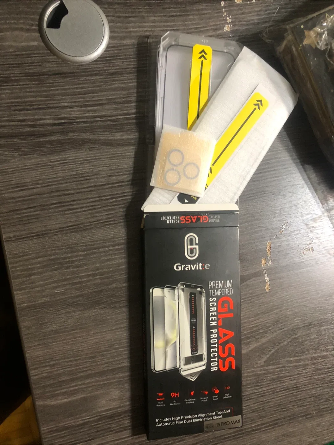 Gravite Premium Tempered Glass Screen Protector - 15 Pro Max image indicator(2)