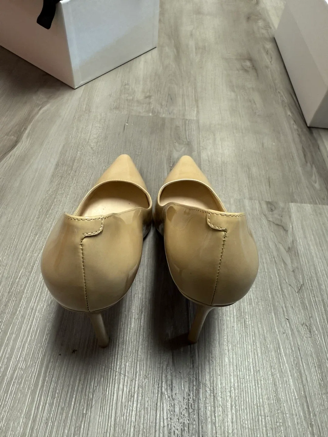 Jimmy Choo Nude Patent Leather Pumps size 36 image indicator(3)