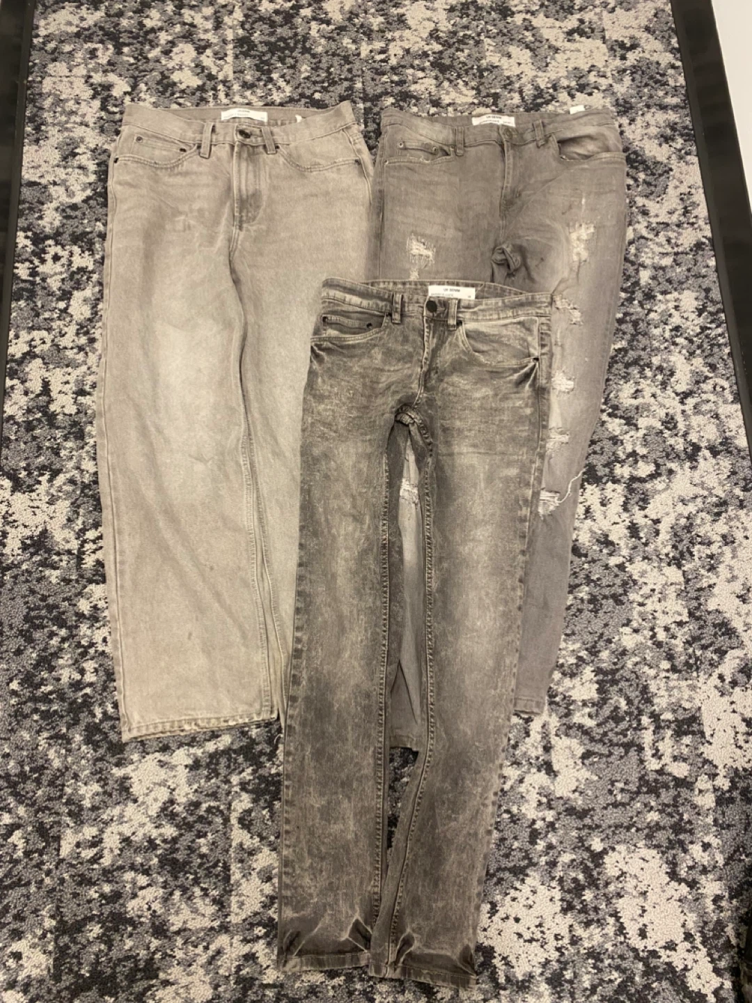 3 pairs of Men's Jeans - Various Styles & Sizes - photo 2