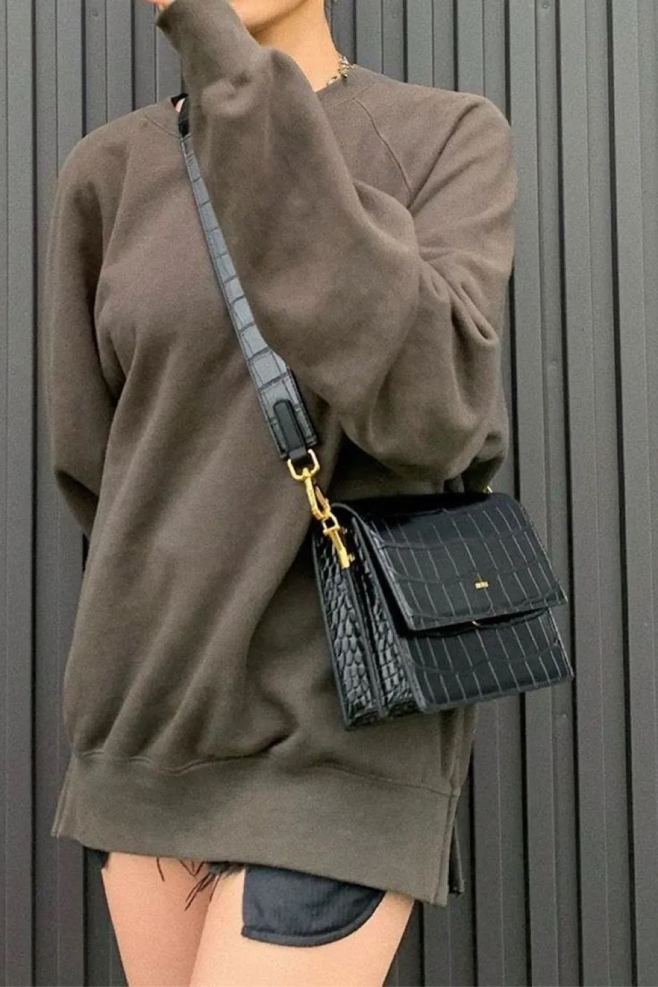 JW PEI Black Croc Embossed Shoulder Bag image indicator(5)