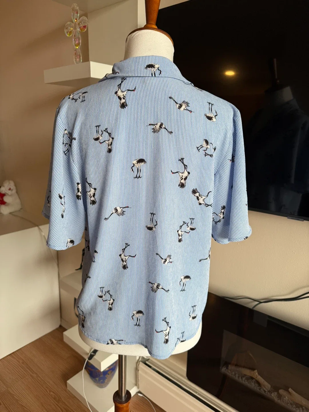 Monteau Blue Crane Print Top - Size M image indicator(2)