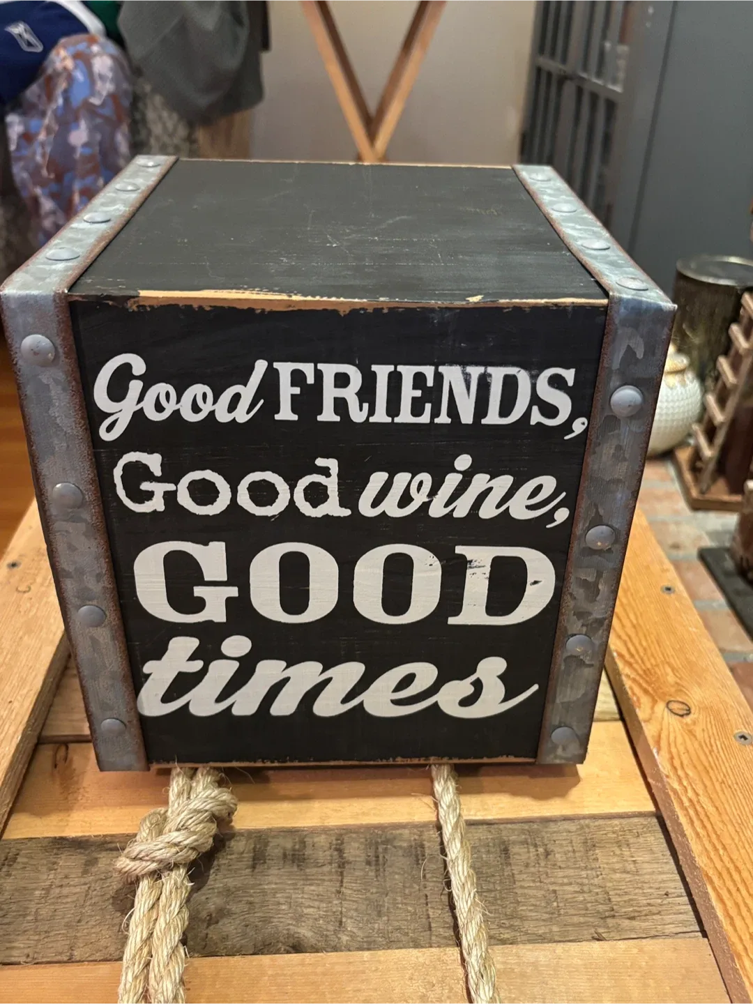 🍷 🎉 Fun Wine Box - Holds 4 Bottles! 🍇 🥂 image indicator(5)