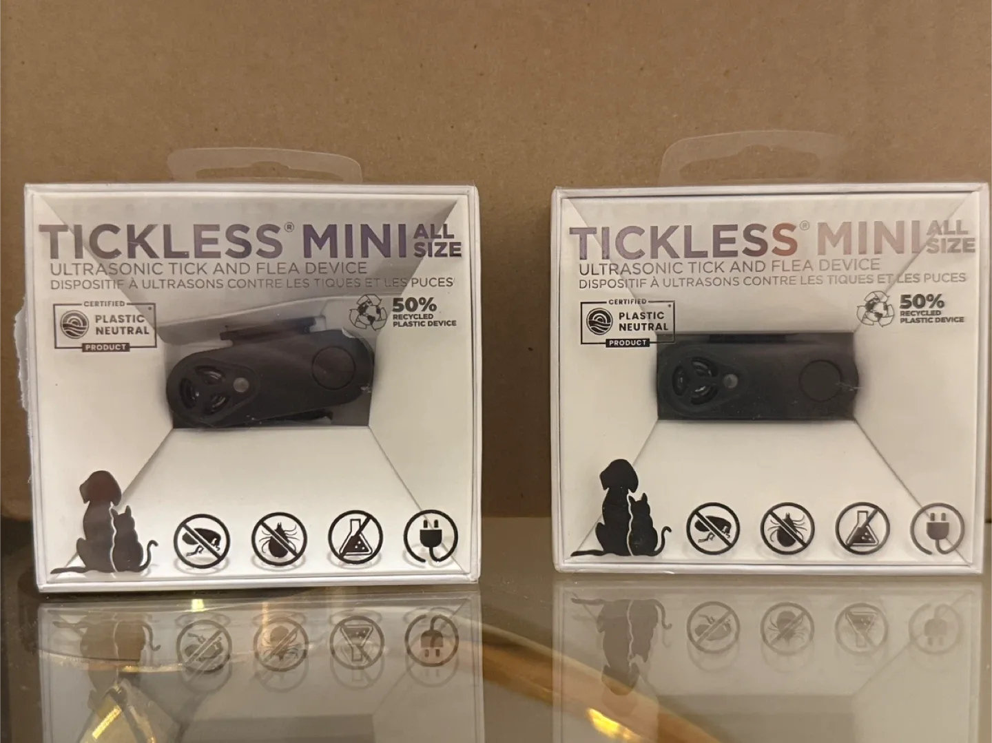 New Tickless Mini Ultrasonic Tick & Flea Device