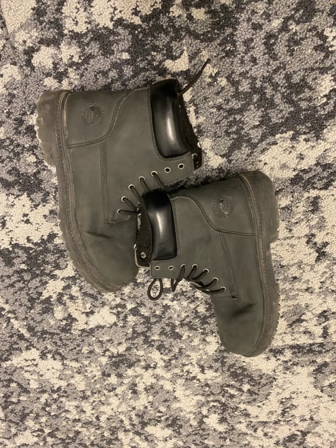 Arctic Trail Black Leather Boots image indicator(10)