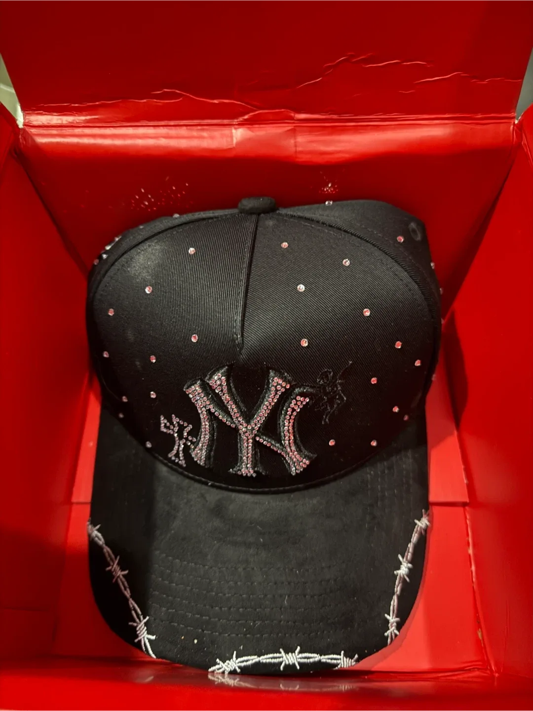 Patron NYC Hat Black image indicator(2)