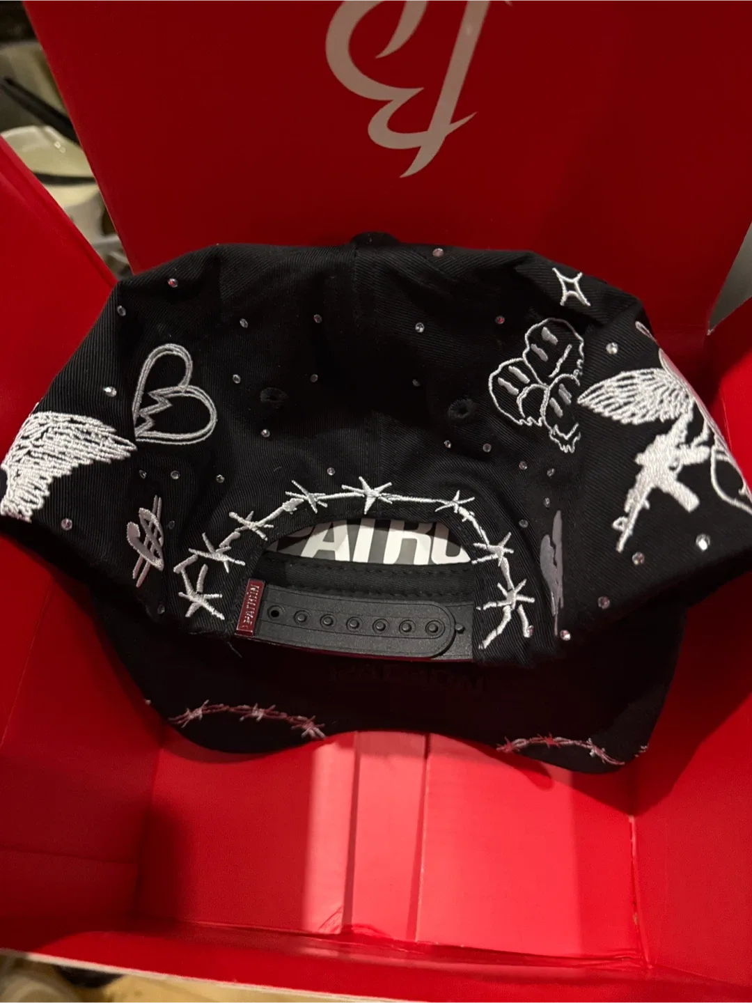 Patron NYC Hat Black image indicator(3)