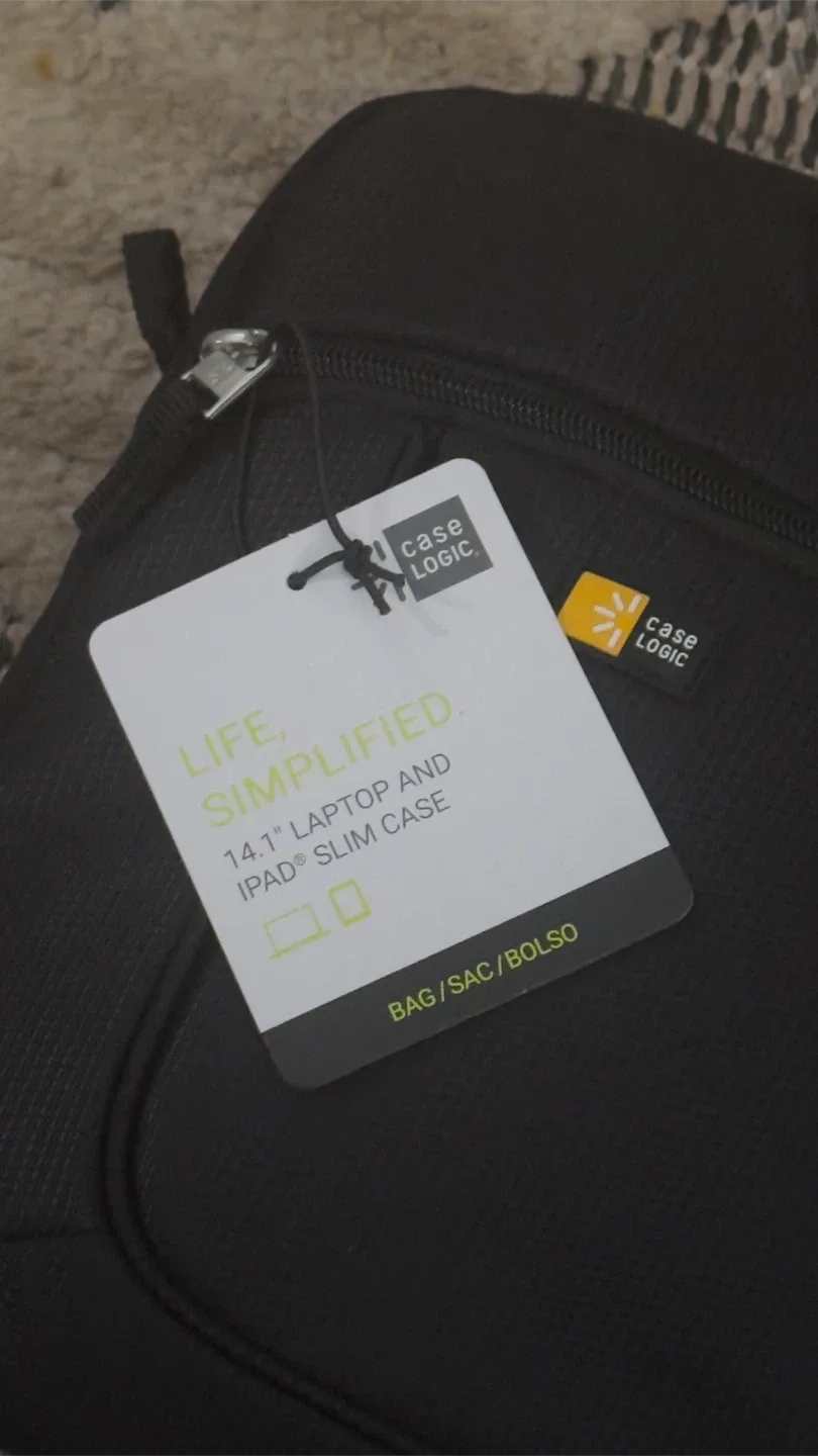 Case Logic 14.1" Laptop and iPad Slim Case - Black image indicator(3)