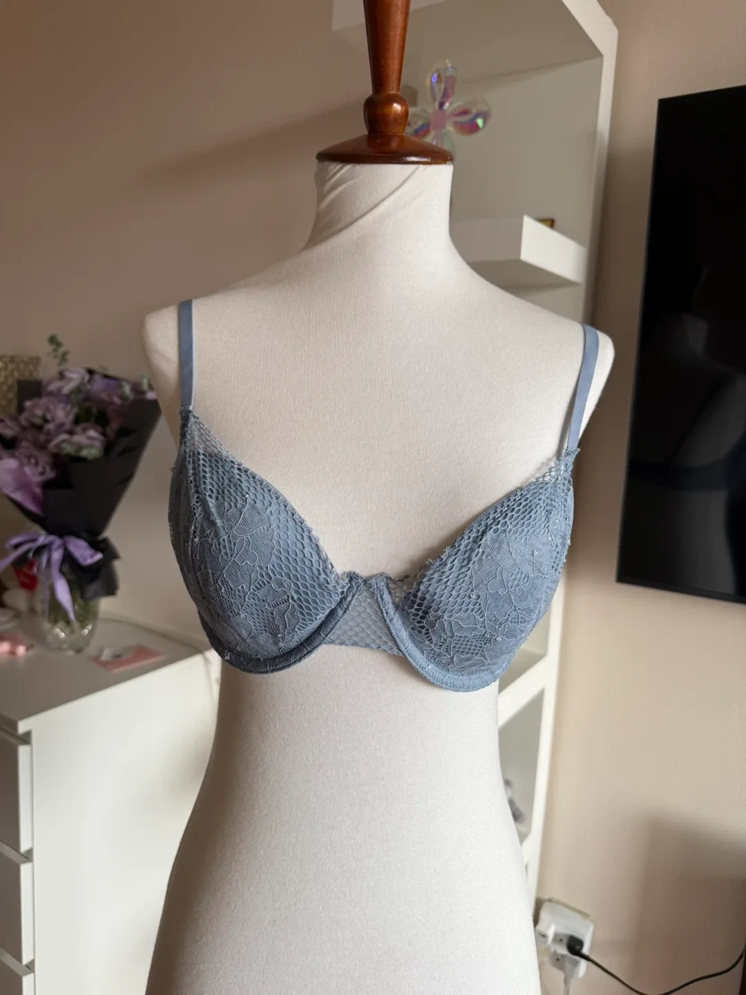 DKNY Bra - Size 36C - Light Blue