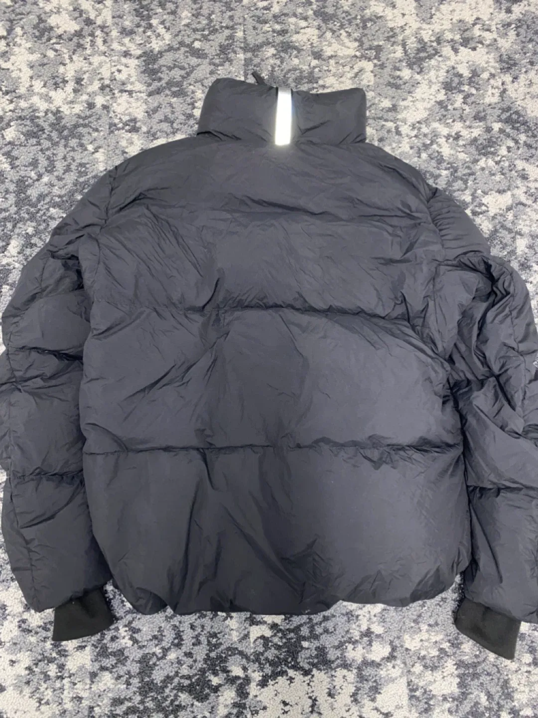 Canada Goose Puffer Jacket - XL image indicator(8)