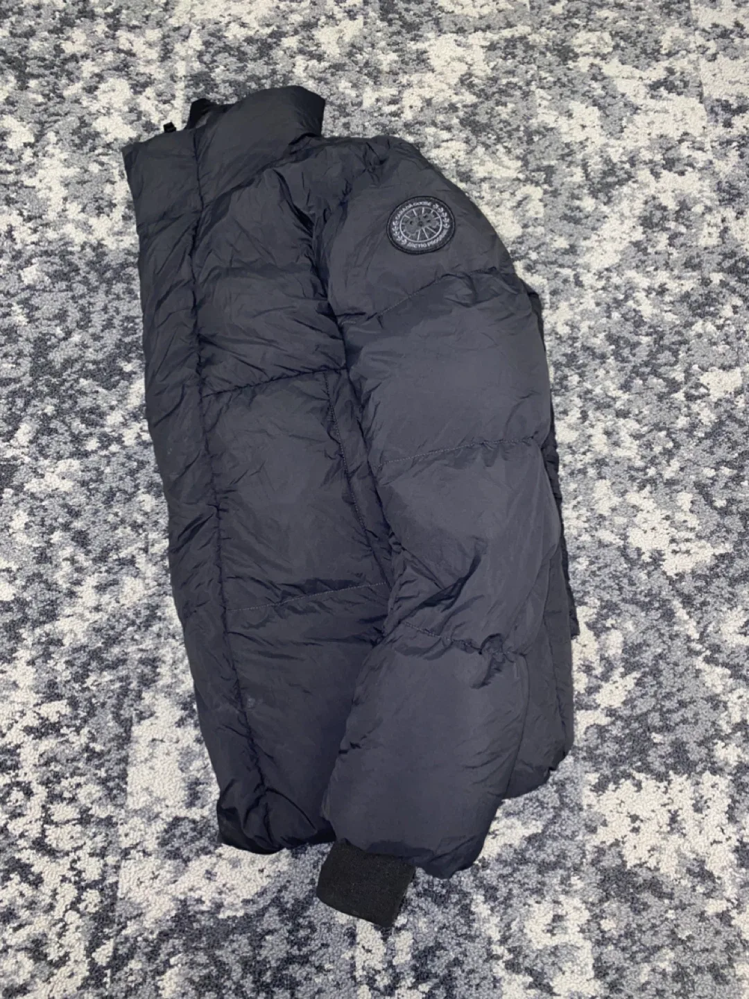 Canada Goose Puffer Jacket - XL image indicator(6)
