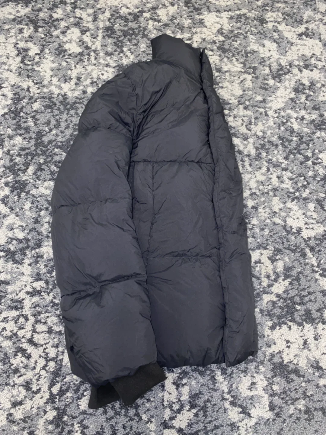 Canada Goose Puffer Jacket - XL image indicator(7)