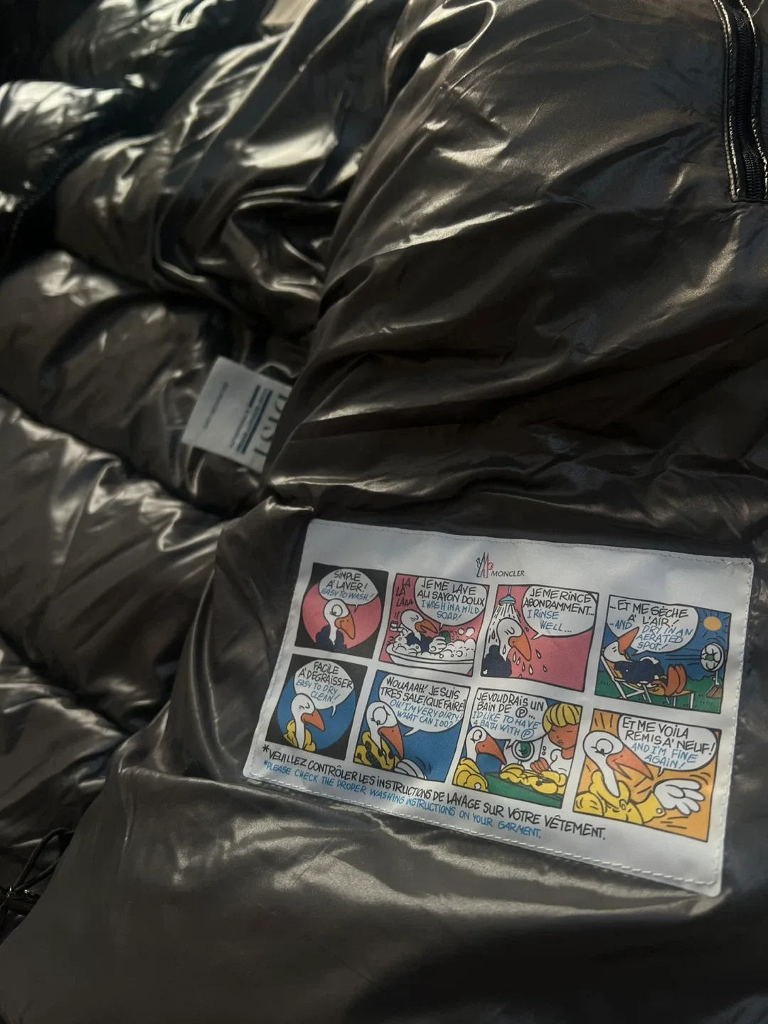 Black Moncler Maya Hooded Short Down Jackets image indicator(3)