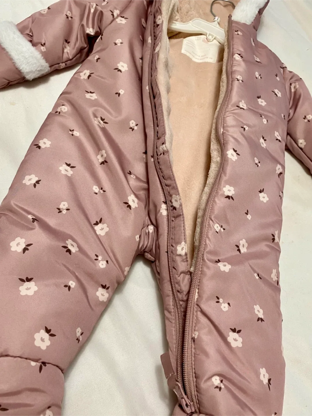 Floral Baby Snowsuit - 9-12 Months image indicator(5)