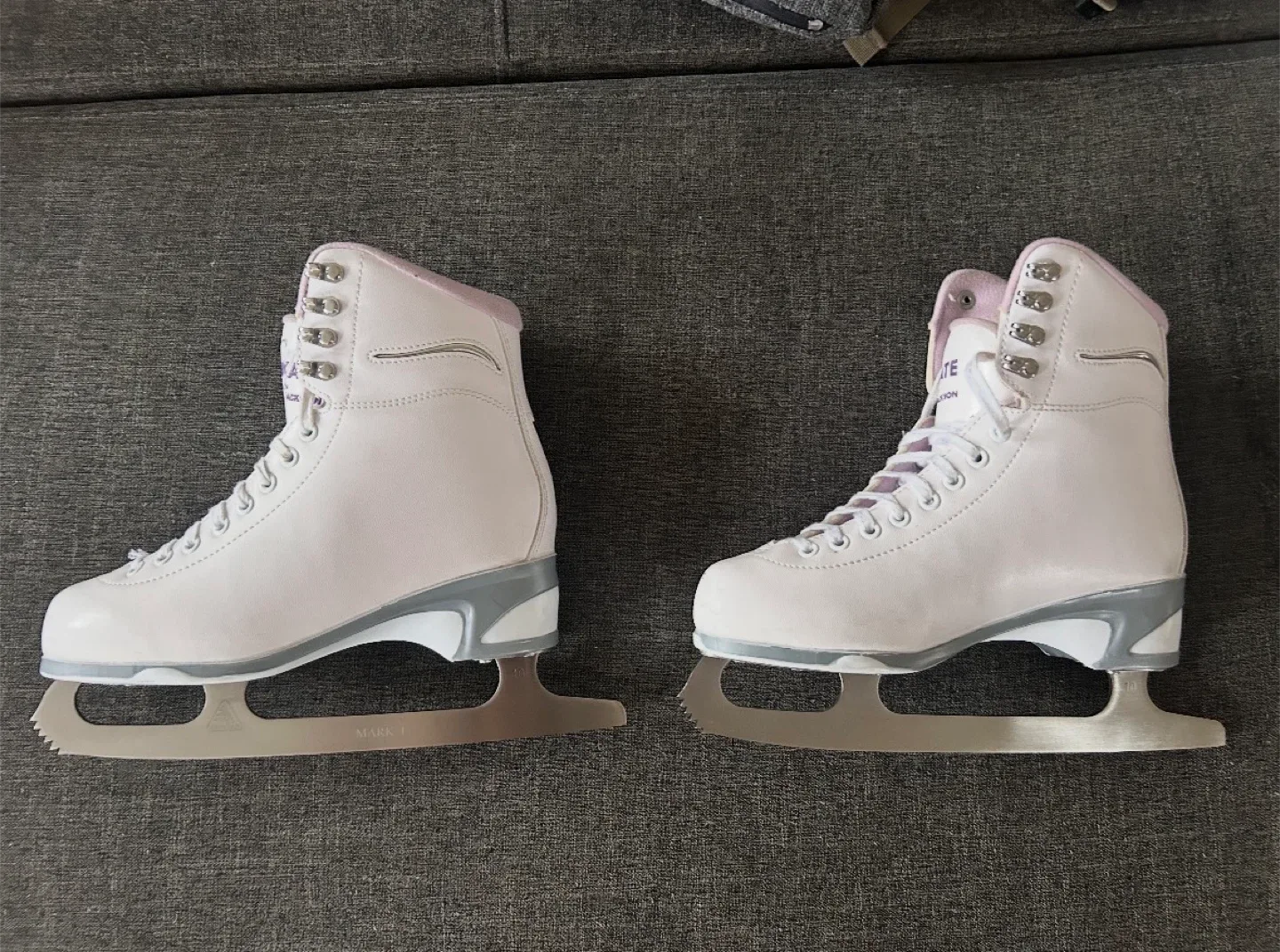 Jackson SoftSkate White Ice Skates image indicator(2)