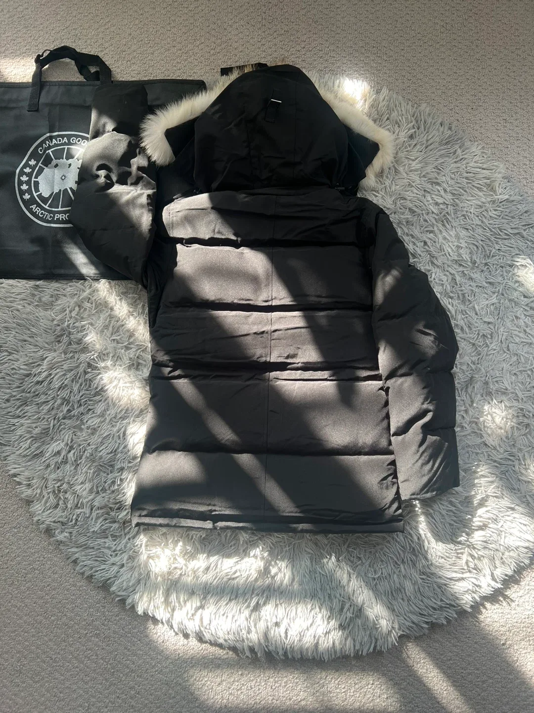 Black Canada Goose Chelsea Parka Jackets image indicator(4)